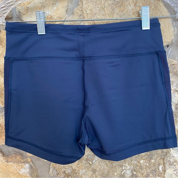 NWT Title Nine Undercover Short Blue S - Picture 3 of 6